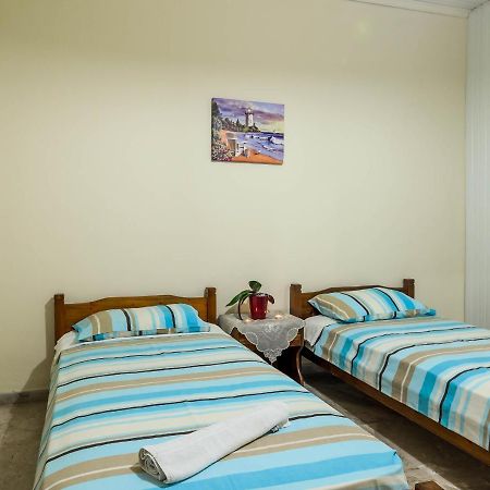 Borsalino Studios & Apartments Лаганас Екстериор снимка