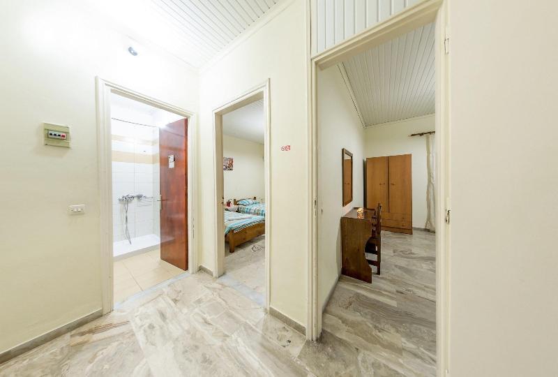 Borsalino Studios & Apartments Лаганас Екстериор снимка