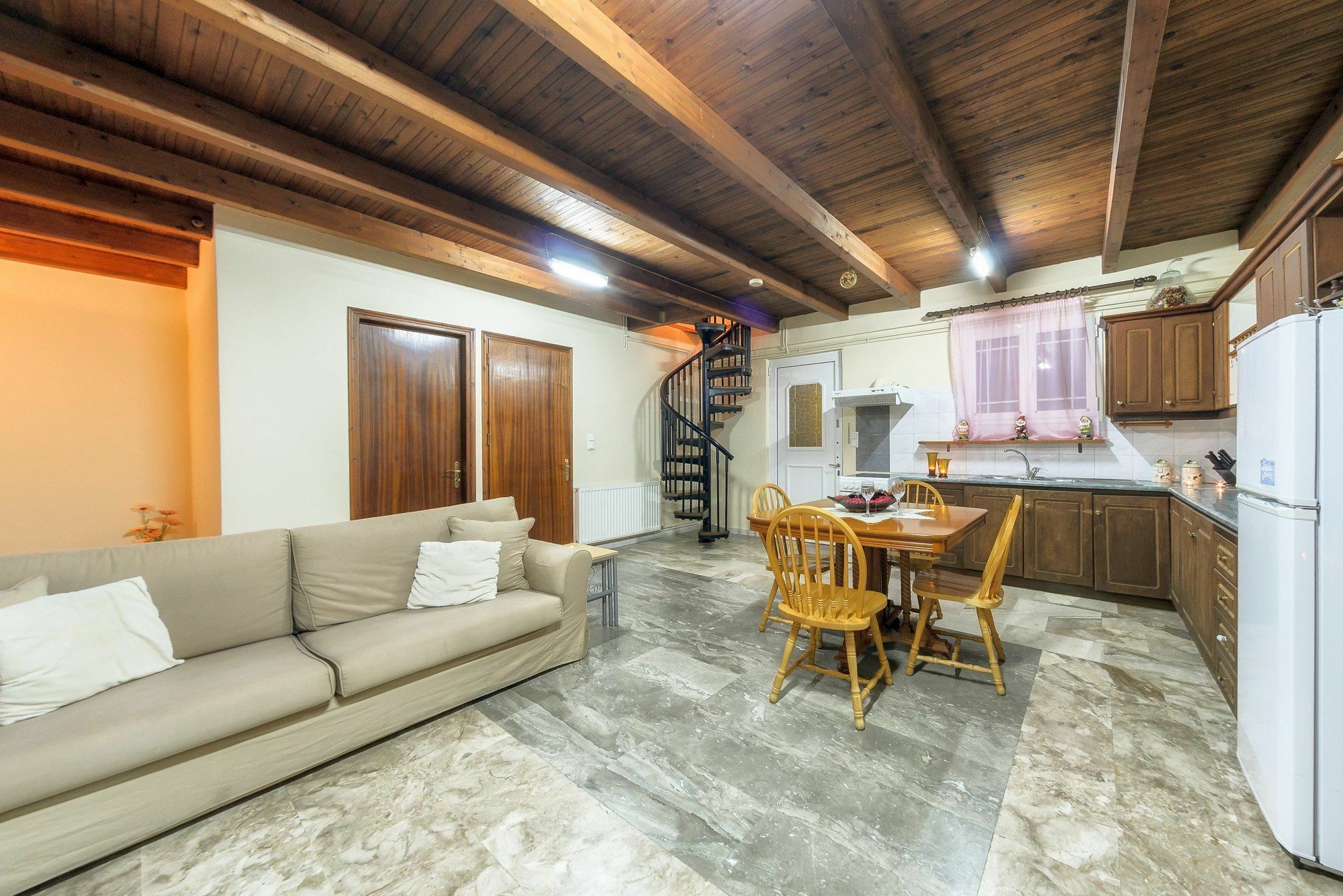 Borsalino Studios & Apartments Лаганас Екстериор снимка